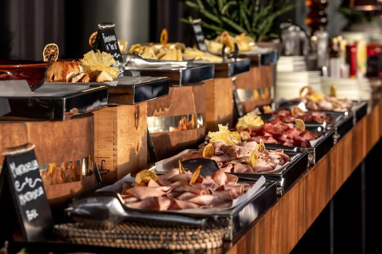 Radisson Blu Es. Hotel, Roma 5*, روما إيطاليا